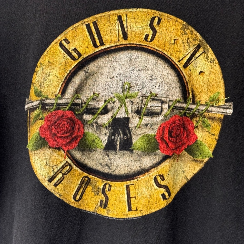 Guns & Roses Black T-Shirt